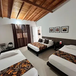 3* Hotel Quinta Avenida